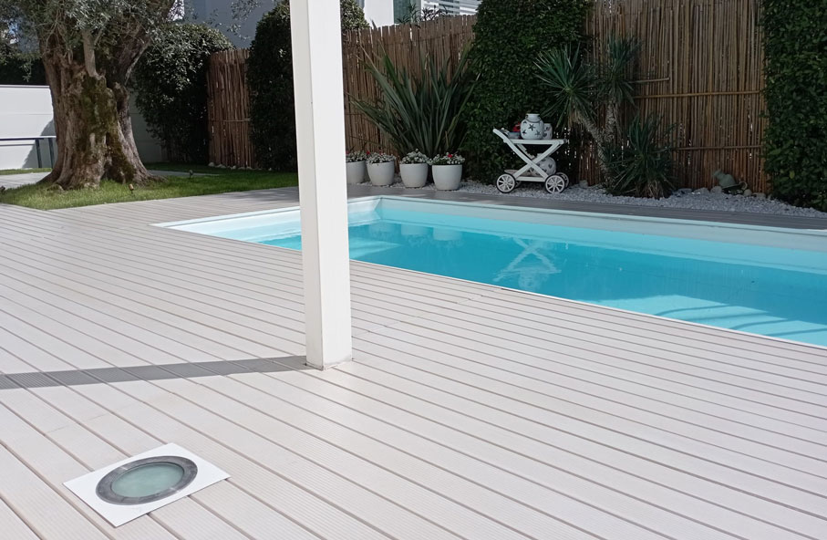 Decking Listotech Piscina Bianca